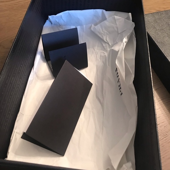 Men’s Prada Saffiano Loafers (Prada 6; US 7) - Picture 5 of 8